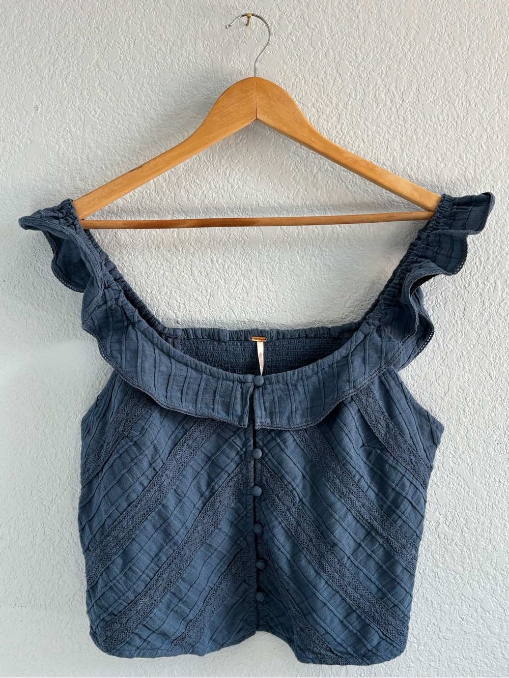 Free People Blue Knit Off-The-Shoulder Crop Top - Size Large